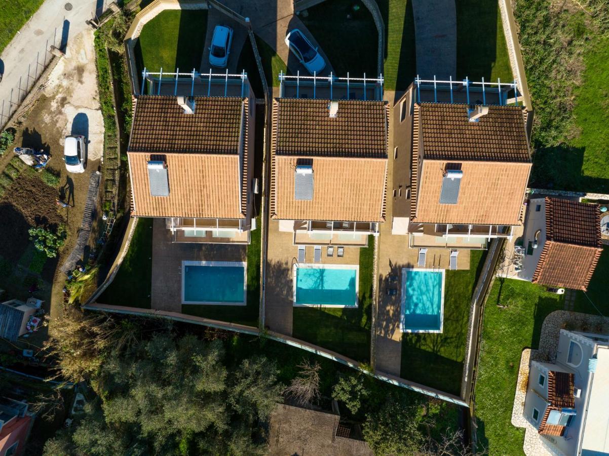 Efilenia Luxury Villas คอนโตกาลิ ภายนอก รูปภาพ