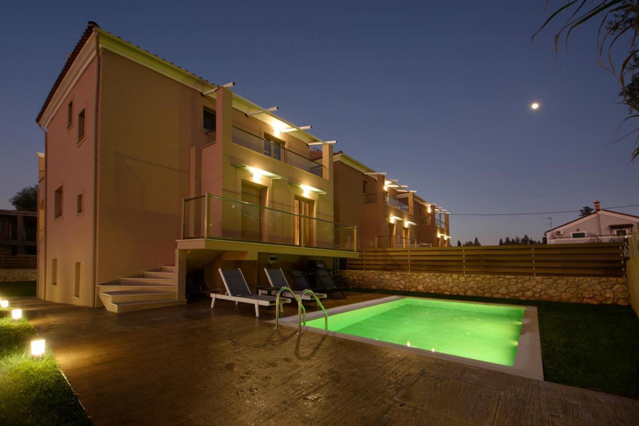 Efilenia Luxury Villas คอนโตกาลิ ภายนอก รูปภาพ